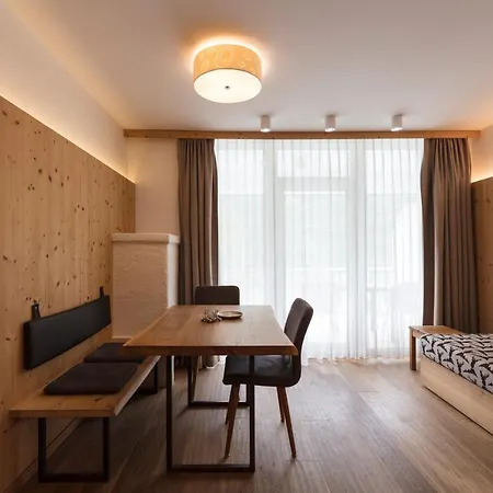Arlberglife Aparthotel