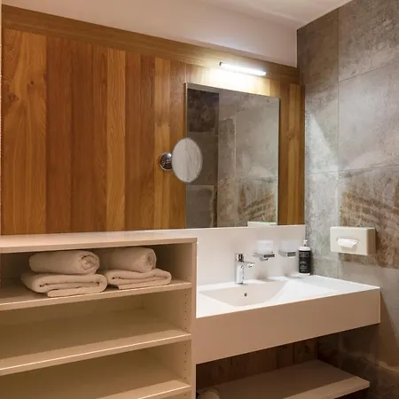 Apartmanhotel Arlberglife Pettneu am Arlberg