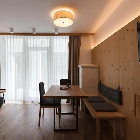 Arlberglife Apartmanhotel