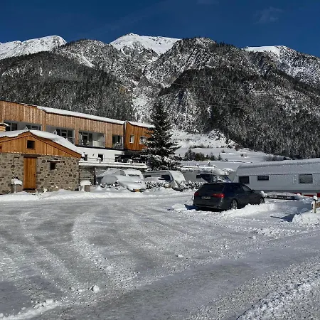 Arlberglife Aparthotel Pettneu am Arlberg