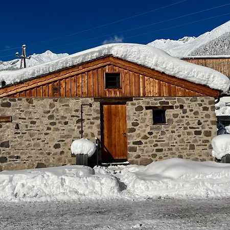 Arlberglife Aparthotel 4*
