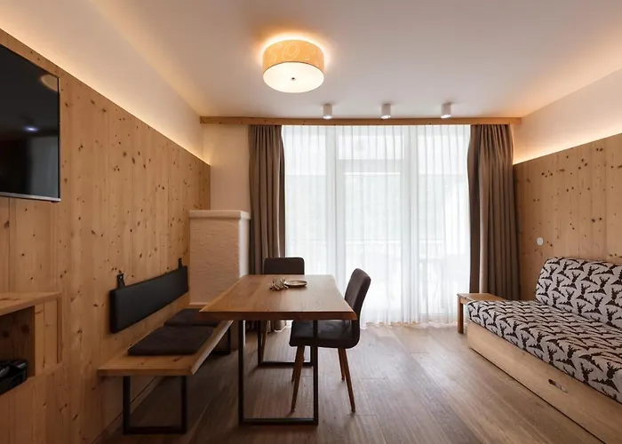 Arlberglife شقة فندقية