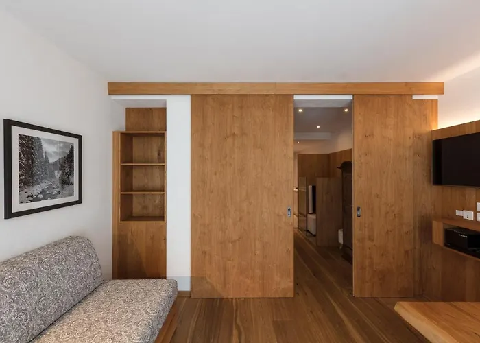 Arlberglife شقة فندقية