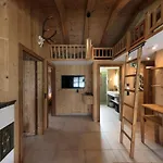 מלון דירות Arlberglife פרטנאו