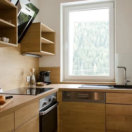 Aparthotel Arlberglife Pettneu am Arlberg