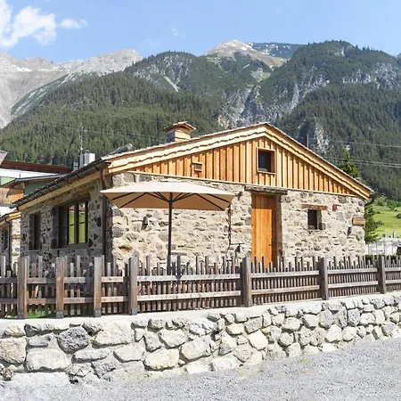 Arlberglife Apart Otel