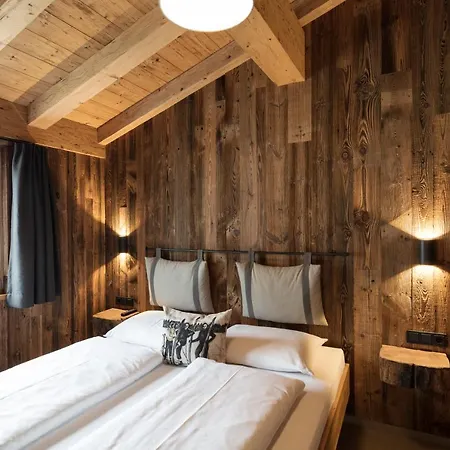 Arlberglife Apart Otel Pettneu am Arlberg